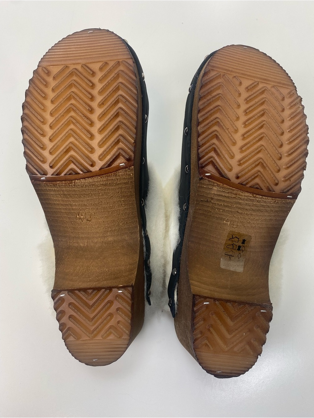 Buxa Clogs - Picture 5 of 5